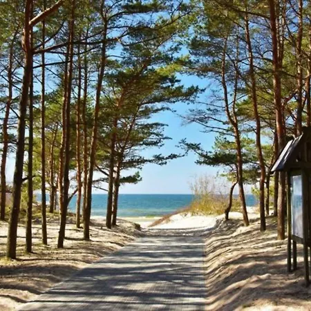 2.5 Kambariu Butas Per Du Aukstus Su Baseinu * Palanga