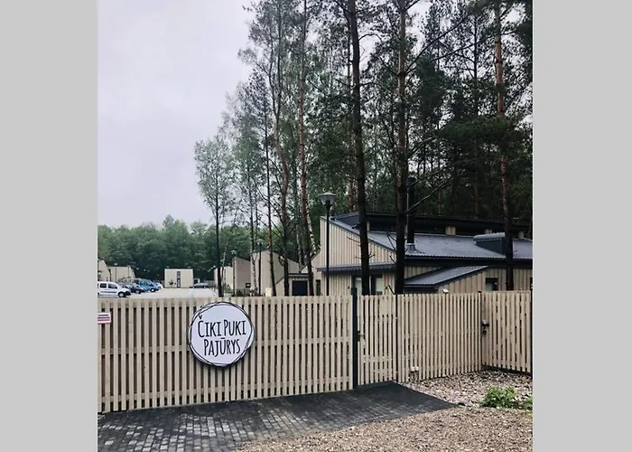 2.5 Kambariu Butas Per Du Aukstus Su Baseinu * Palanga